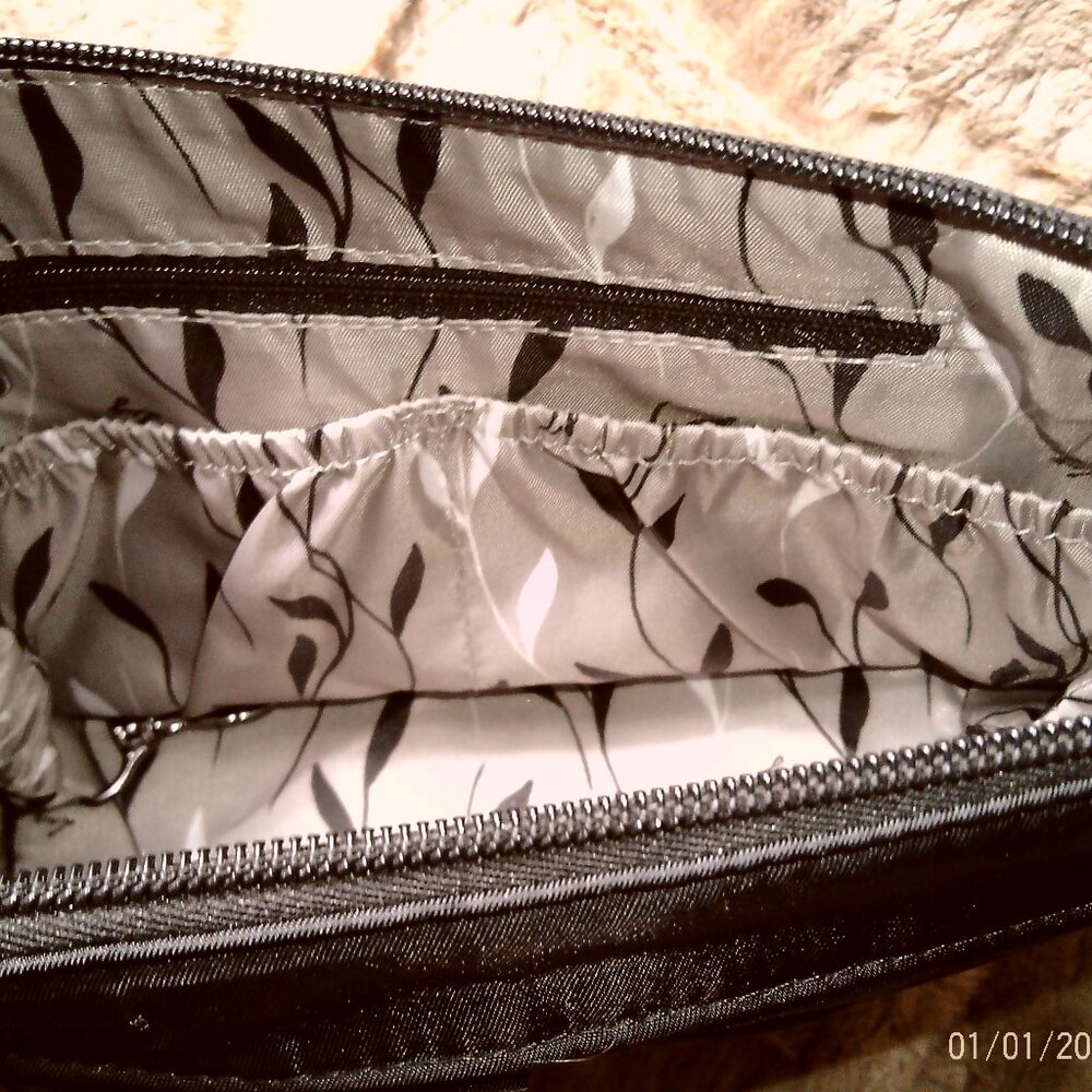 Black Lug Flare with Shoulder Strap - Crossbody Strap no Included - Picture 3 of 6